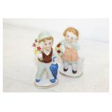 GROUPING SMALL FIGURINES