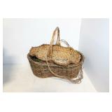 4 WICKER BASKETS