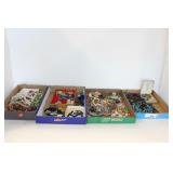 GROUPING OF COSTUME JEWLERY