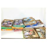 LARGE COLLECTION OF CRAFT ITEMS
