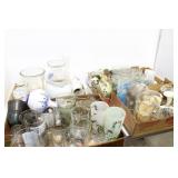 GROUPING OF GLASSWARE