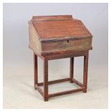 18th c. Desk