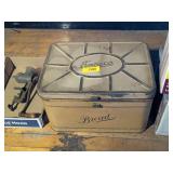 ENPECO TIN BREADBOX