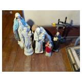 6 RELIGIOUS FIGURINES & CROSSES