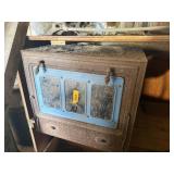 ANTIQUE OVEN