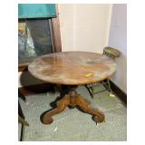 ROLLING DECORATIVE 3FT TABLE