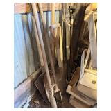 COLLECTION OF HAND YARD TOOLS