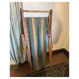 VINTAGE FOLDING LOUNGE CHAIR