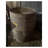 ANTIQUE WOOD WHISKEY BARREL
