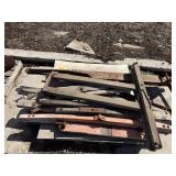 PALLET OF HORSE HITCHES & MORE