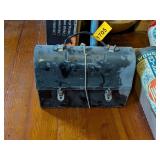 ANTIQUE LUNCH BUCKET