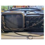 VINTAGE PORTABLE GO ANYWHERE TV