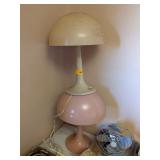2 VINTAGE LAMPS