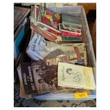 VINTAGE MAGAZINES & NEWPAPERS