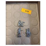 3 LEAD ARMY MEN