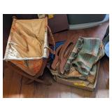 VINTAGE CLOTH BAGS
