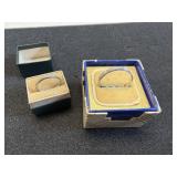 MATCHING WEDDING BAND SET, MARKED 18K