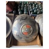 4 MATCHING JEEP HUB CAPS, 10.5IN