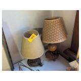 2 SMALL VINTAGE LAMPS