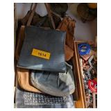 VINTAGE WOMENS PURSES