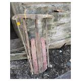 ANTIQUE CHILD'S SLED
