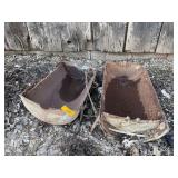 2 HOG FEEDERS