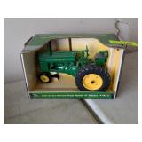 JOHN DEERE NARROW FRONT MODEL G TRACTOR, W/ BOX