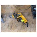 DEWALT 3/8' CORDED DRILL