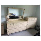 4PC MATCHING BED SET - QUEEN, 2 DRESSER, MIRROR, +