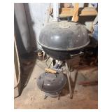 2 CHARCOAL GRILLS