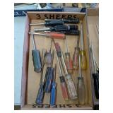 SCREWDRIVERS & NUTDRIVERS