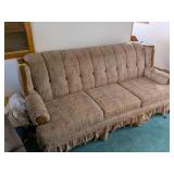 VINTAGE LIVING ROOM COUCH