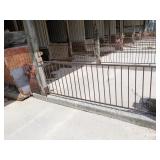 8 - METAL HOG DIVIDERS