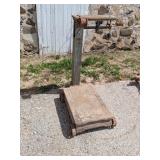 ANTIQUE FEED SCALE WITH WEIGHTS