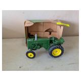 JOHN DEERE MODEL M TRACTOR MODEL, WITH BOX