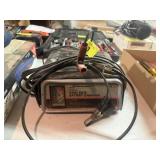 SCHUMACHER BATTERY CHARGER 6/2A
