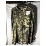 Mossyoak camouflage long sleeve T-shirt size 2 XL