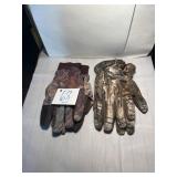 Two pair of camouflage insulated gloves