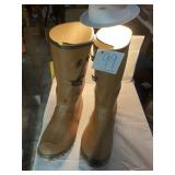 Size 13 rubber boots