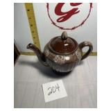 Tea pot