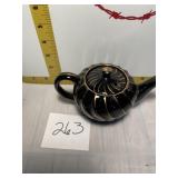Tea pot