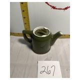 Tea pot