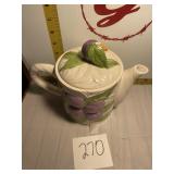 Tea pot