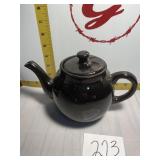 Tea pot