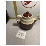 Tea pot