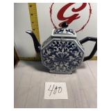 Blue and white tea pot