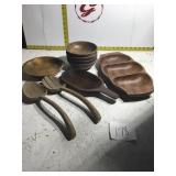 Miscellaneous wooden pieces
