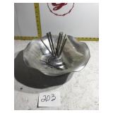 Nut bowl and picking utensils