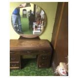 Deskw/Mirror