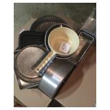 Box of miscellaneous pans and kitchen items